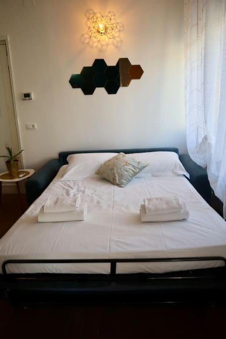 Santa Maria Novella - Golden Lily Florence, City Center Apartment エクステリア 写真
