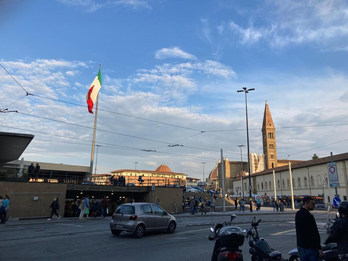 Santa Maria Novella - Golden Lily Florence, City Center Apartment エクステリア 写真